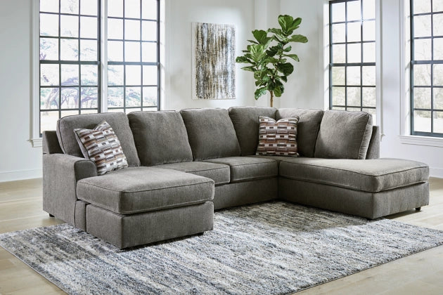 Sectional with Right Chaise