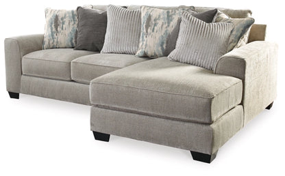 Sectional with Right Chaise