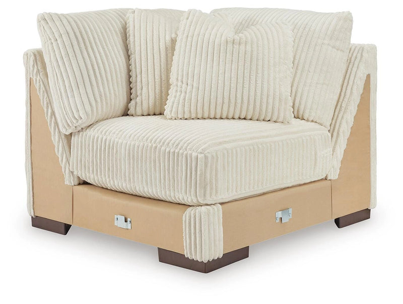 Lindyn Sectional