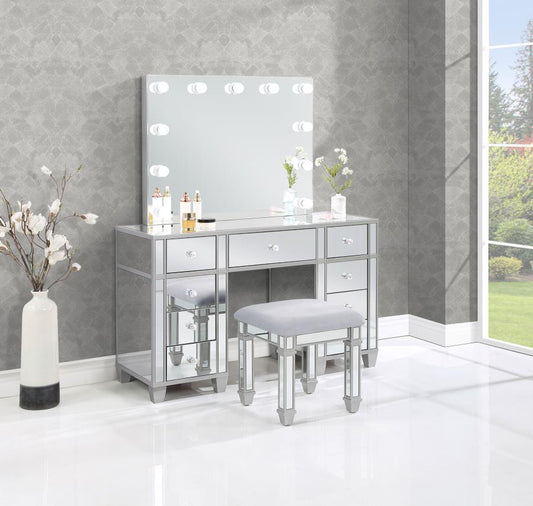 Vanity Set with Lighting Metallic Silver