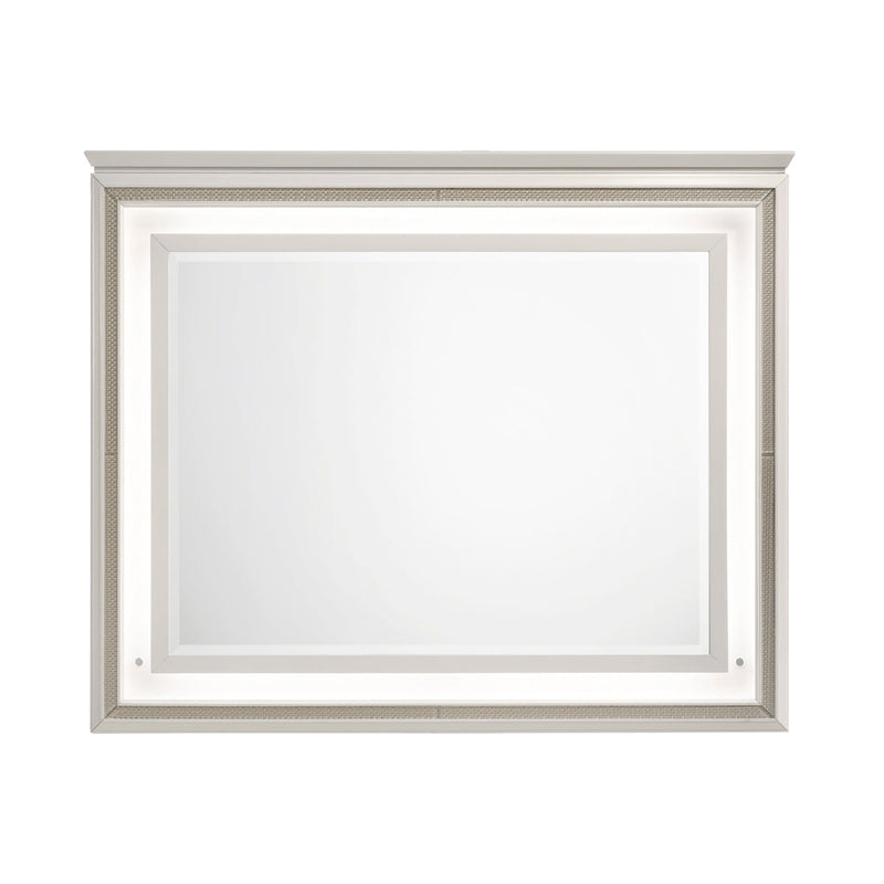 Audra Mirror