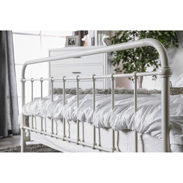 Iria E.King Bed
